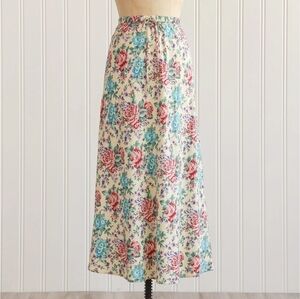 Rollas Linen Pull-On Vintage Inspired Rosette Cottagecore Grannycore Midi Skirt